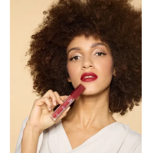 Bionike Defence Color Comfort Mat Rossetto 705 - Rossetto liquido effetto mat - Tonalità bougogne - 4,5 ml
