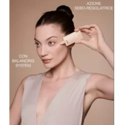 Bionike Defence Color Mat Velvet Fondotinta SPF15 02 - Fondotinta opacizzante a lunga tenuta - Tonalità cream - 30 ml
