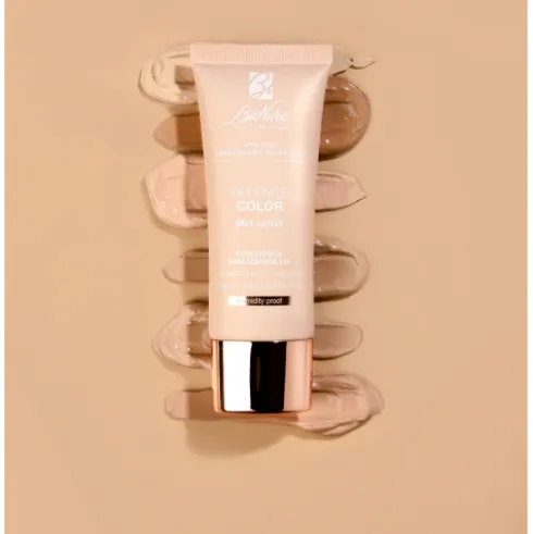 Bionike Defence Color Mat Velvet Fondotinta SPF15 403 - Fondotinta opacizzante a lunga tenuta - Nuance vrai sable - 30 ml