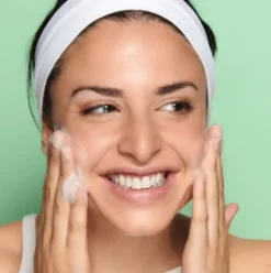 Jowae Mousse Micellare Struccante - Struccante delicato per viso e occhi - 150 ml
