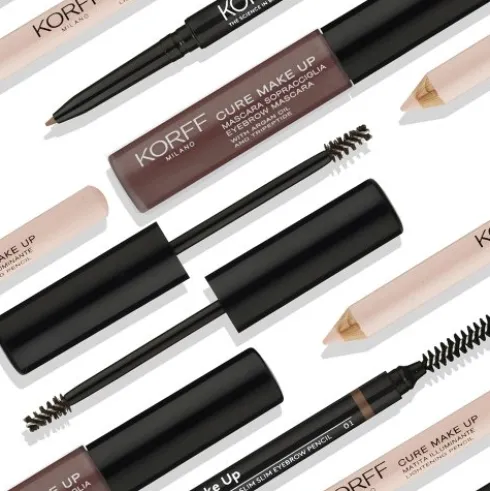 Korff Make Up Kit Sopracciglia Colore 01 - Kit mascara sopracciglia 4 ml + matita illuminante sopracciglia
